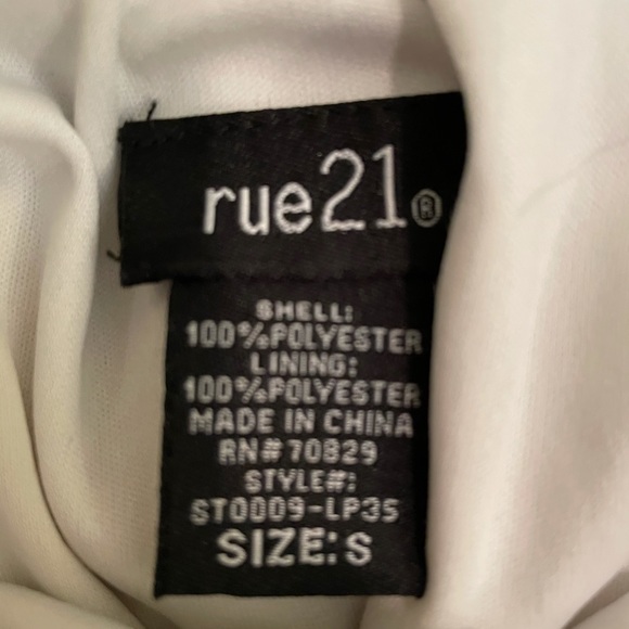 ✨Flirty Lace micro miniskirt 🤍 - Picture 2 of 2